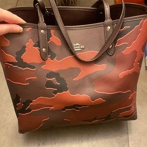 Coach tote